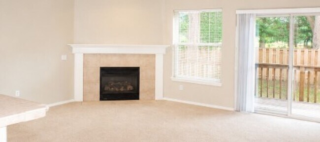 Foto del edificio - 15561 SW Stone Ridge Cir