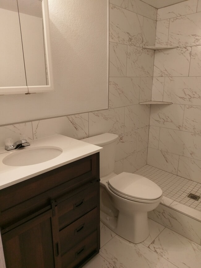 Building Photo - Monterey Palms Apartments