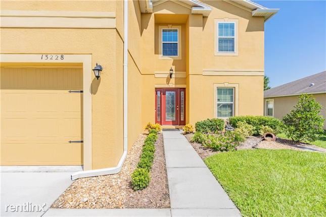 Building Photo - 13228 Waterford Castle Dr