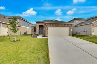 Building Photo - 117 Bird Cherry Wy