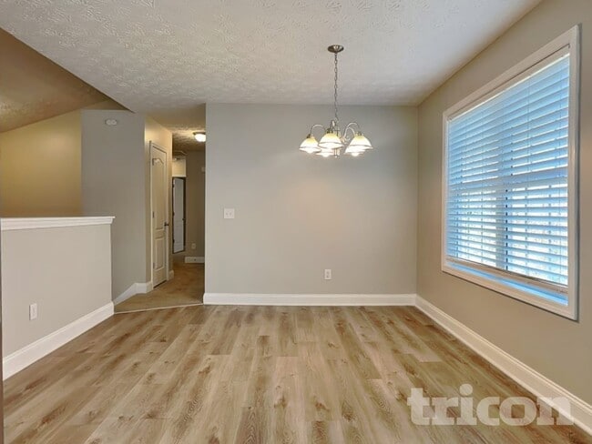 Building Photo - 97 Farmington Dr