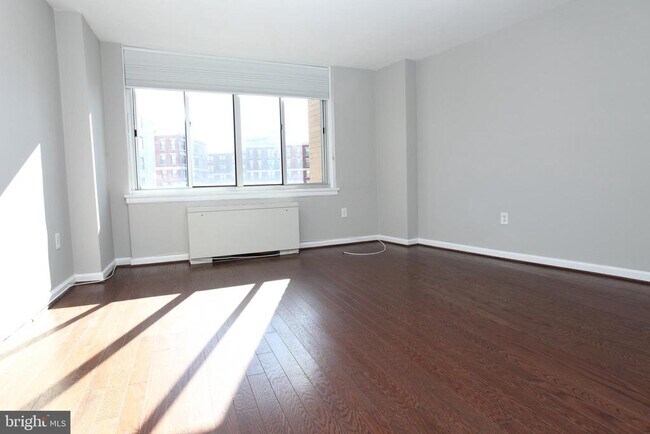Foto del edificio - 1239 Vermont Ave NW