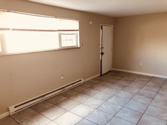 Building Photo - 2231 Hanser Drive Unit 1