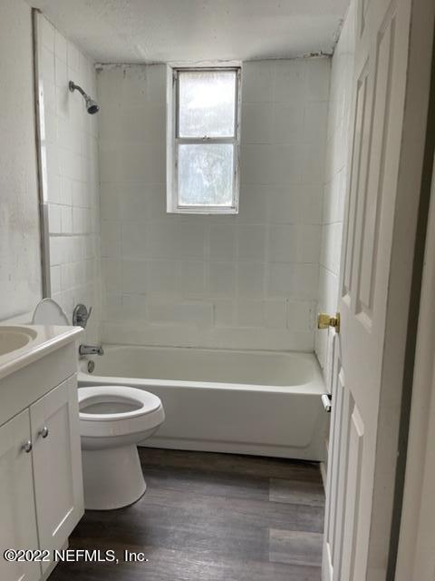 Foto del edificio - 1019 W 6th St