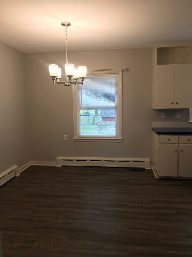 Cocina comedor - 711 7th Ave