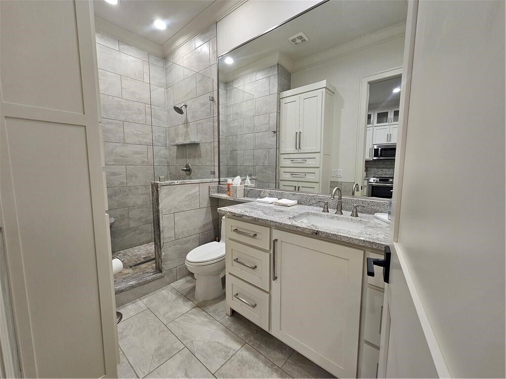 Foto del edificio - 97 Perth Dr