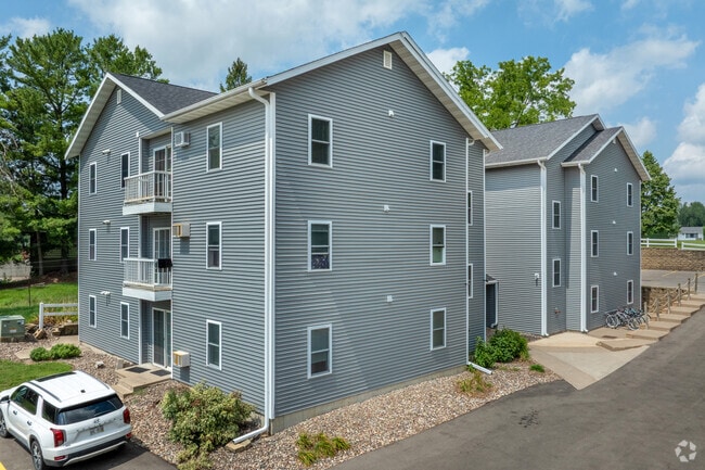 Building Photo - Pioneer Court Apartments