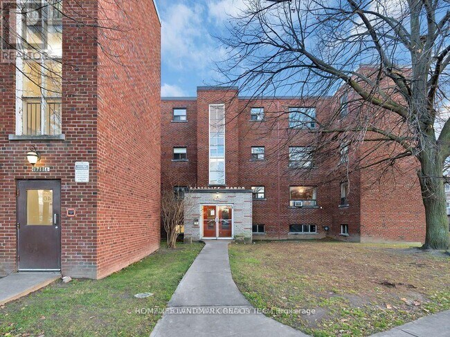 Photo du bâtiment - 1711 Kingston Rd