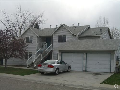 Building Photo - 1425 N Bluff St