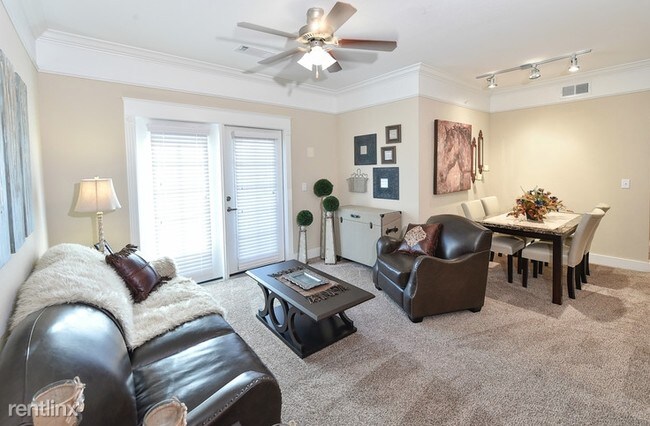 Foto del edificio - 12600 N Beach St