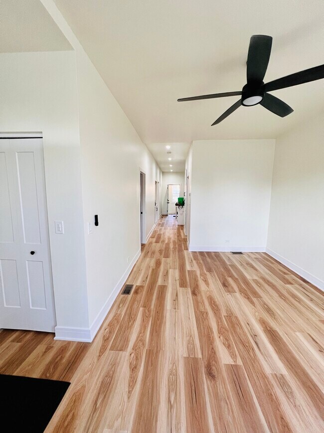 Foto del edificio - 1906 W 34th Pl