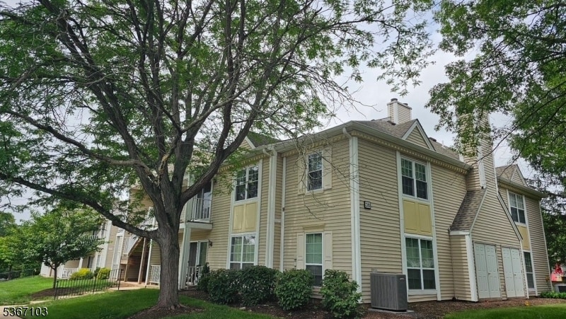 Building Photo - 3012 Doolittle Dr