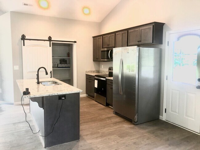 Foto del edificio - 24 Burnett St