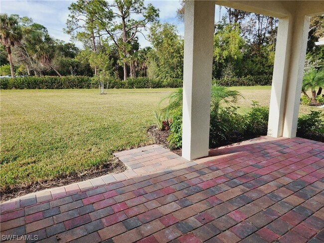 Building Photo - 275 Tamarindo Ln