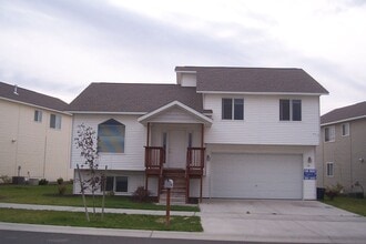 Building Photo - 1101 West Dr