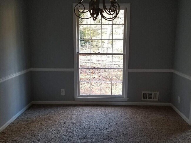 Foto del edificio - 4077 Linda Ln SW