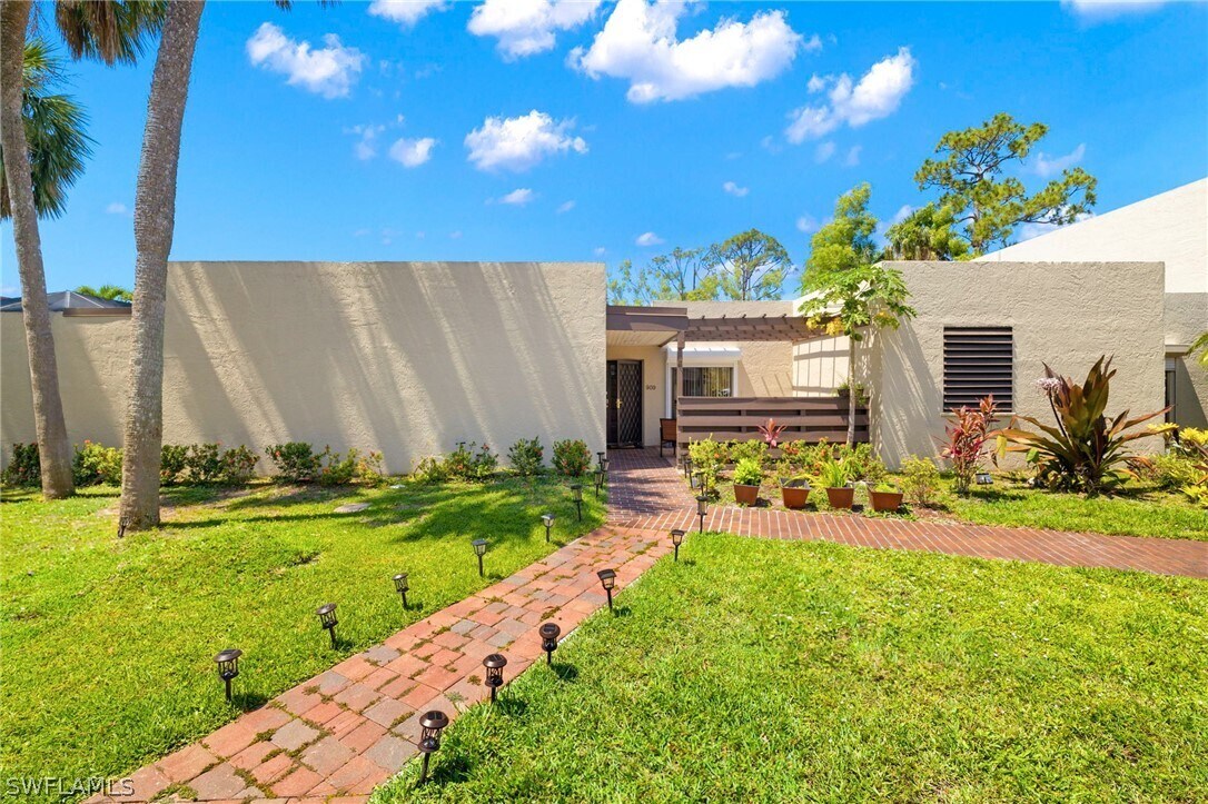 Foto principal - 909 Big Pine Way