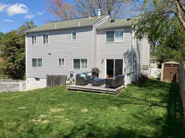 Building Photo - 6511 Cape Ct