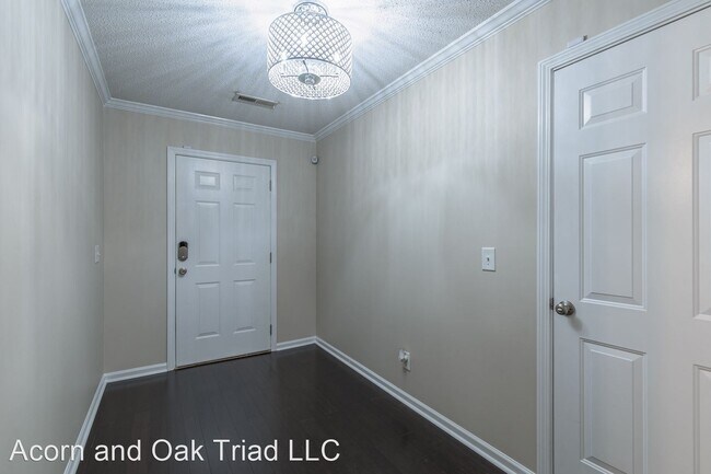 Building Photo - 4 br, 4 bath House - 33 Ackland Dr