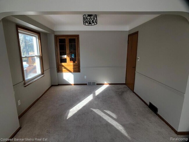 Building Photo - 17743 Lennane St