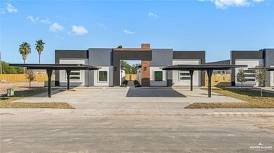Building Photo - 605 Buccaneer Dr