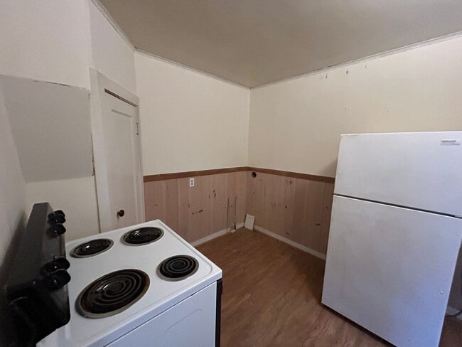 Building Photo - Charming 1 Bedroom, 3/4 Bath Near Downtown Lynden
