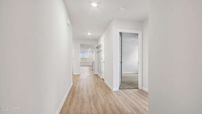 Foto del edificio - 5037 Rivergrass Dr