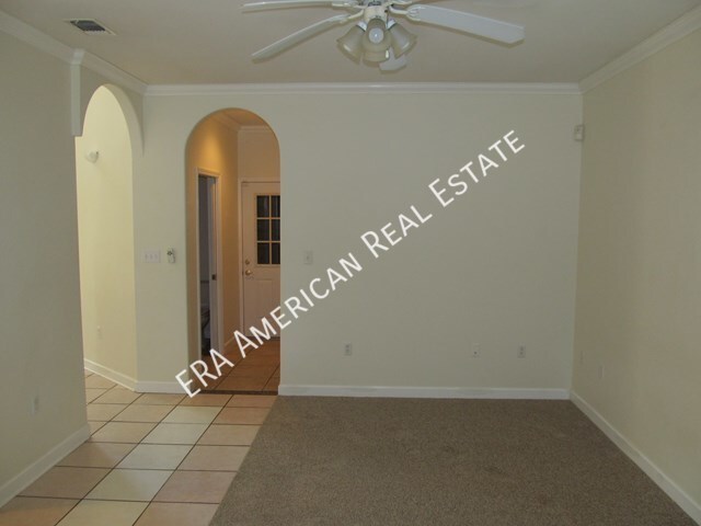 Foto del edificio - 3884 Mesa Rd