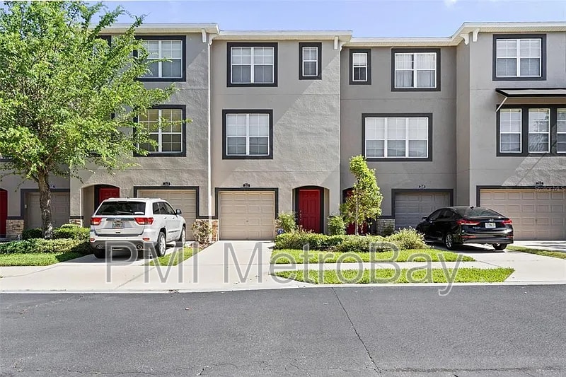 Foto principal - 2521 Lexington Oak Dr