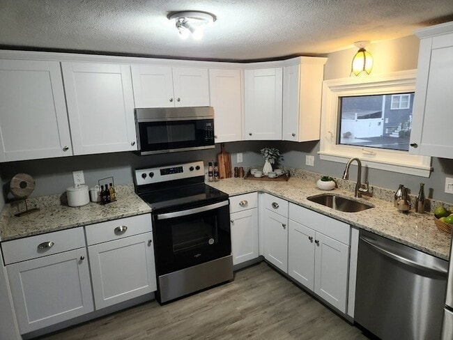 Photo - 81 Winthrop Pkwy House