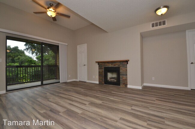Building Photo - 1 br, 1 bath House - 325 Forestway Circle ...