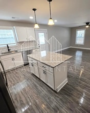 Building Photo - 1112 Race St