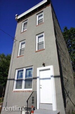 Primary Photo - 1919 N 9th St