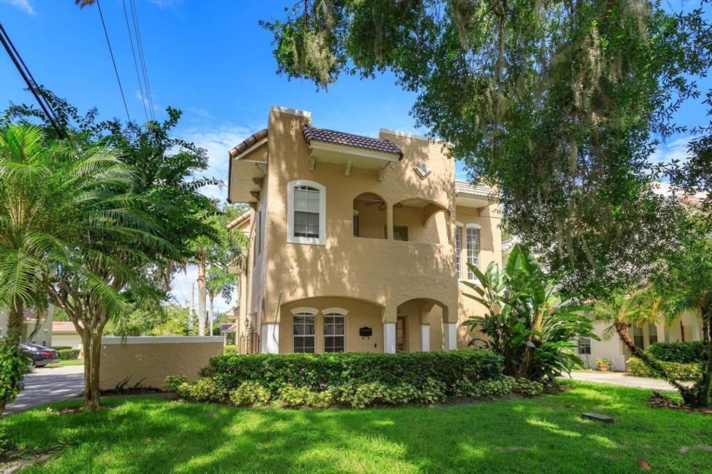 Foto principal - 832 Ellwood Ave