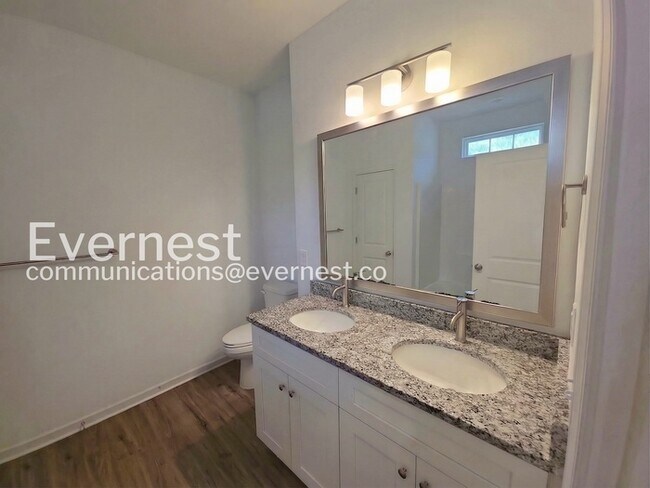 Foto del edificio - 225 Tanner St