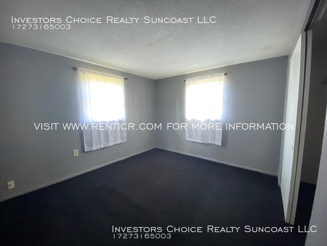 Building Photo - 2 Bedroom Duplex in Largo, Available Now!