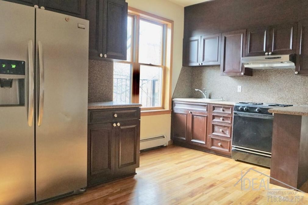 Foto principal - 605 Prospect Pl