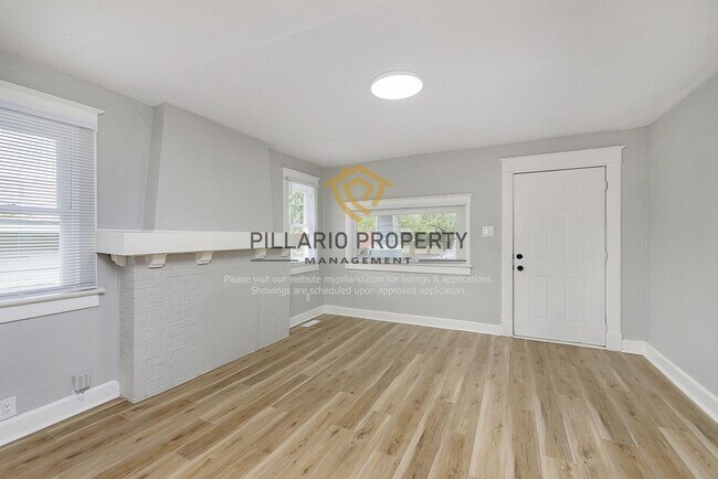 Foto del edificio - Newly Renovated, 2 Bedroom, 1 Bathroom Hom...
