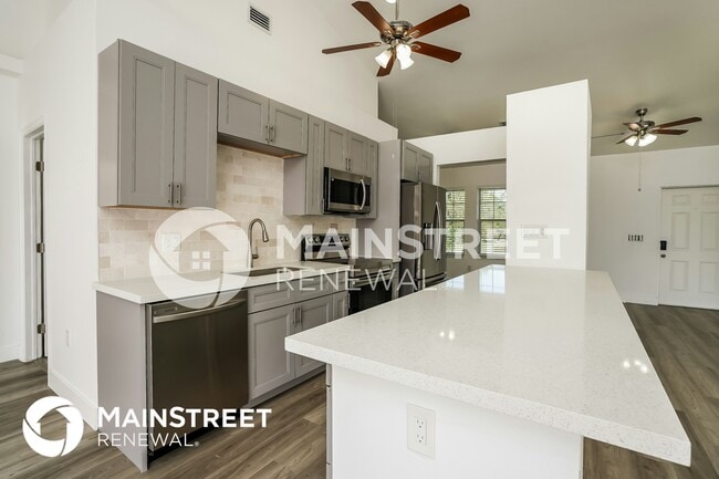 Building Photo - 5227 3rd St W