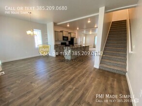 Building Photo - 671 W 1435 S