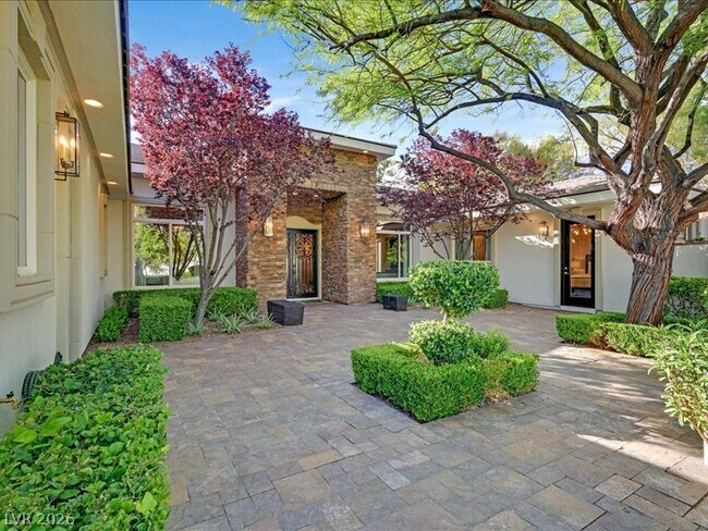 Foto del edificio - 9500 Balatta Canyon Ct