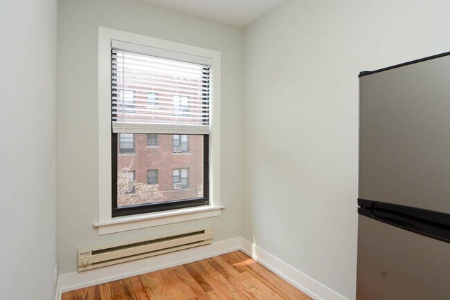 Foto del edificio - 2915 N Mildred Ave