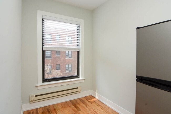 Building Photo - 2915 N Mildred Ave