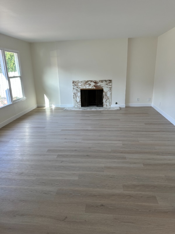 Foto del edificio - 2142 Van Karajan Dr