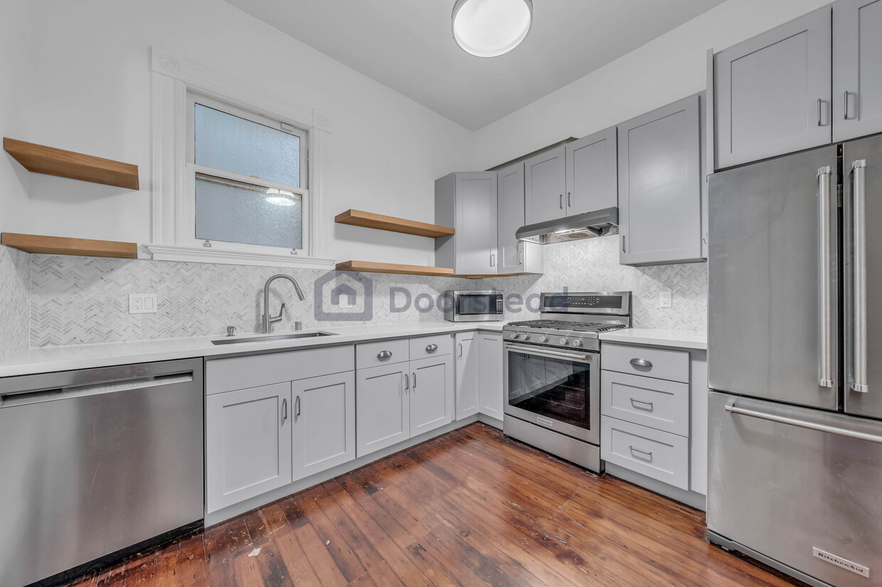 Primary Photo - 607A Shotwell St