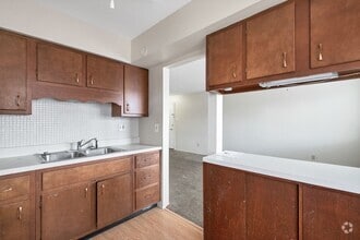 Building Photo - 7301 Sieloff Dr