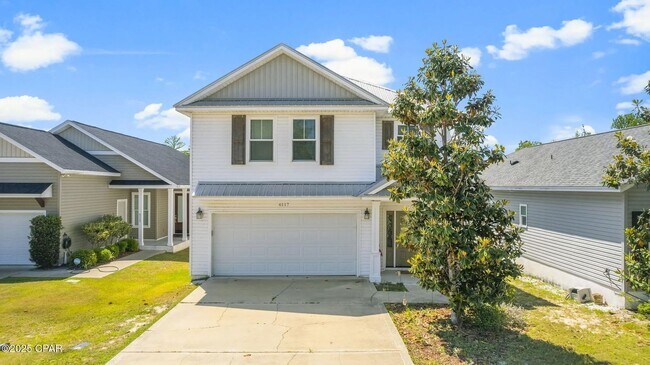 Foto del edificio - 4 bed 2.5 bath with Garage