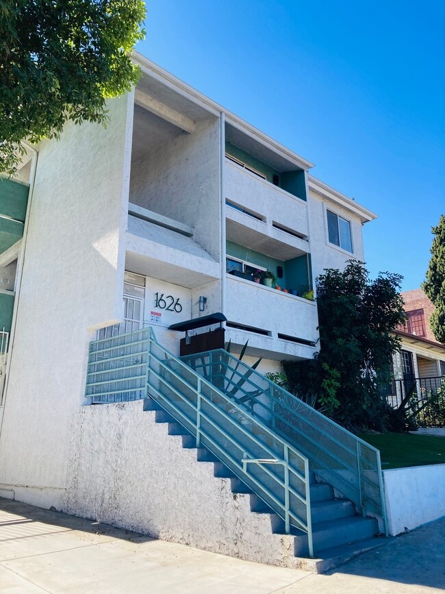 Photo - 1626 Palo Alto St (Los Angeles, CA) Apartment