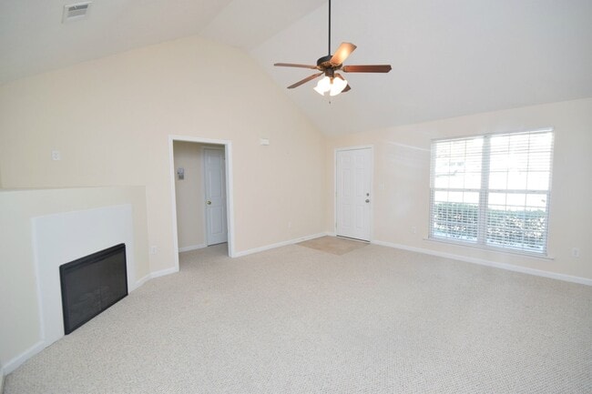 Building Photo - 3 Bed 2 Bath Home in North Augusta on Quiet Cul-de-sac!