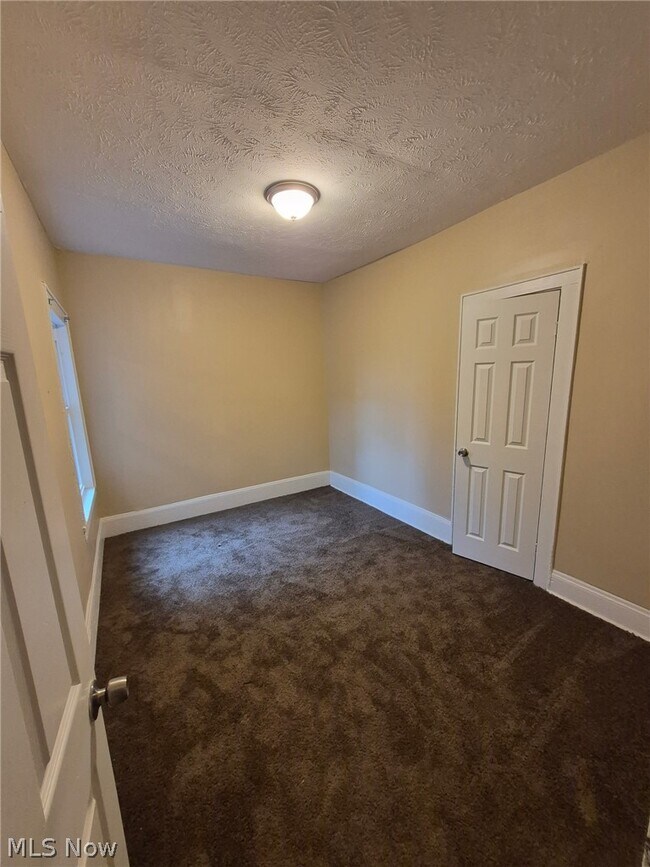 Foto del edificio - 3399 E 140th St